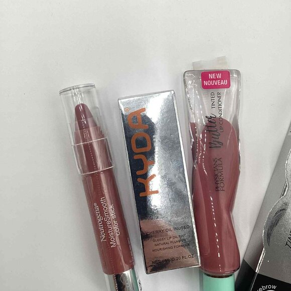 5-Piece Everyday Glow Makeup Set | L’Oréal × Physicians Formula × Neutrogena × - Picture 2 of 8